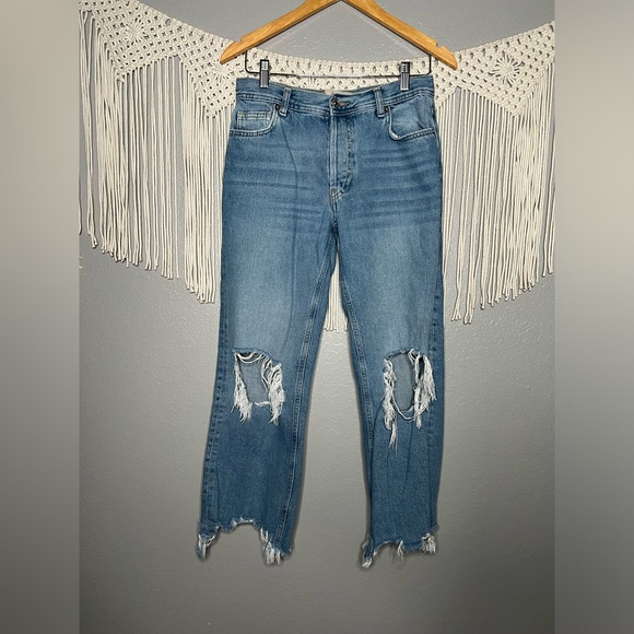 We The Free Distressed Straight Leg Jeans Size 27 - Picture 1 of 3